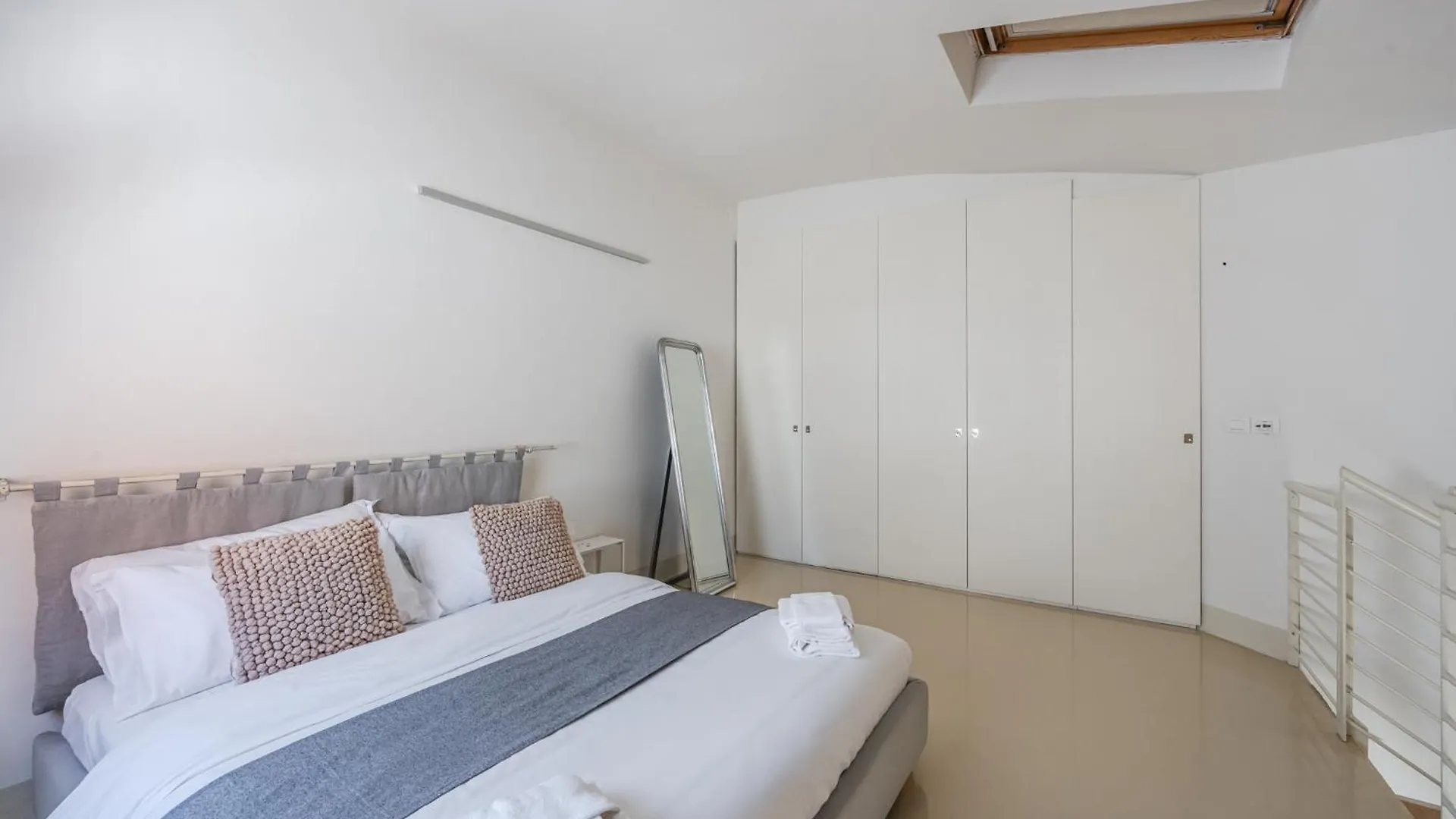 Scalo 10 Con Posto Auto Apartamento Bolonha Itália